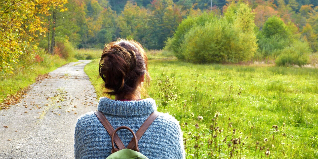 Meditatives Wandern für Frauen