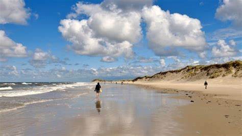 Borkum: Nordsee-Urlaub auf der größten Ostfriesischen Insel