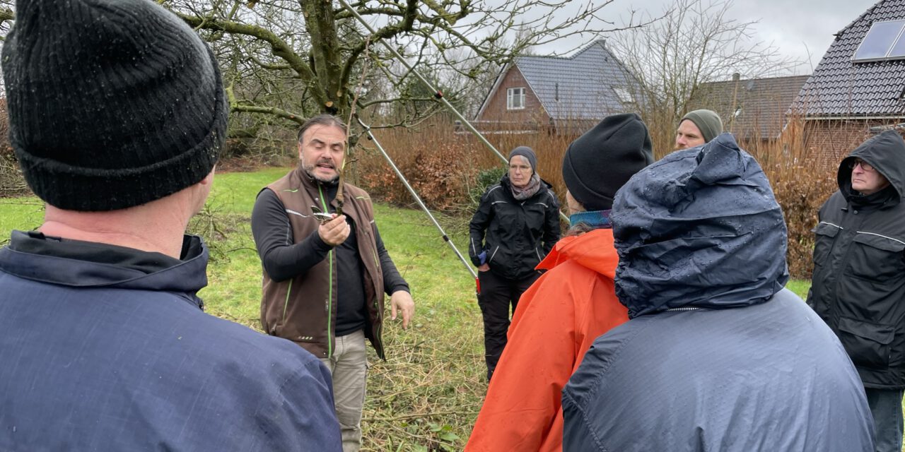 Obstschnittlehrgang im Naturpark Aukrug